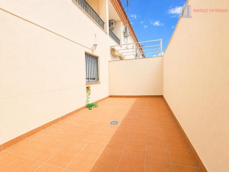Venta de casa en Atarfe