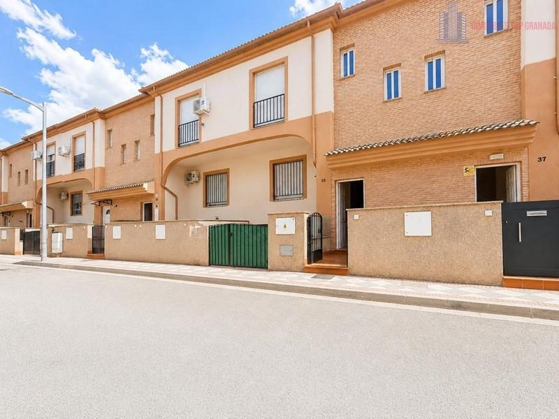 Venta de casa en Atarfe