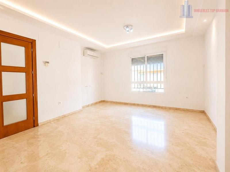 Venta de casa en Atarfe