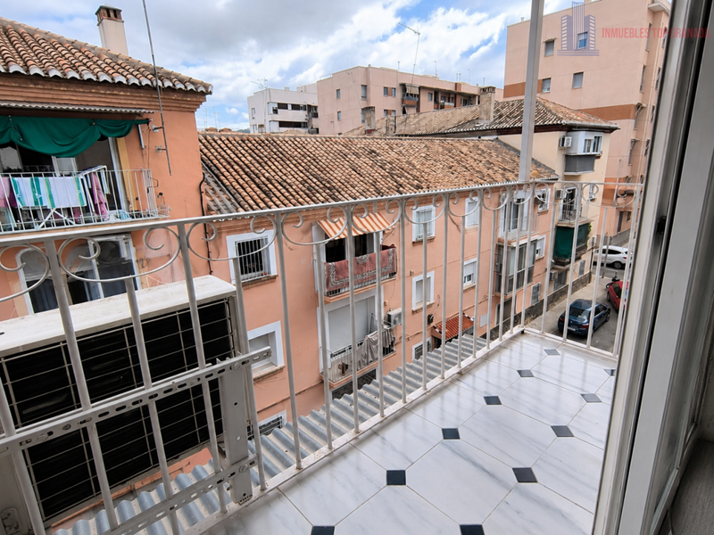 Venta de piso en Granada