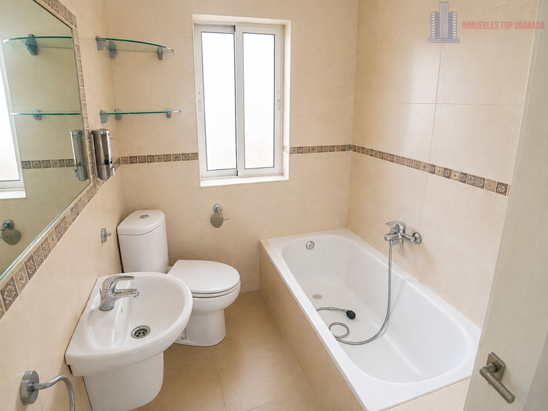 Venta de piso en Granada