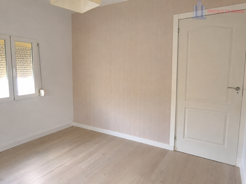 Venta de piso en Granada