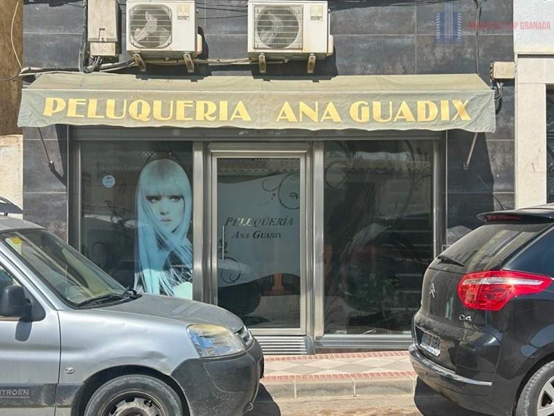 Venta de local en Atarfe