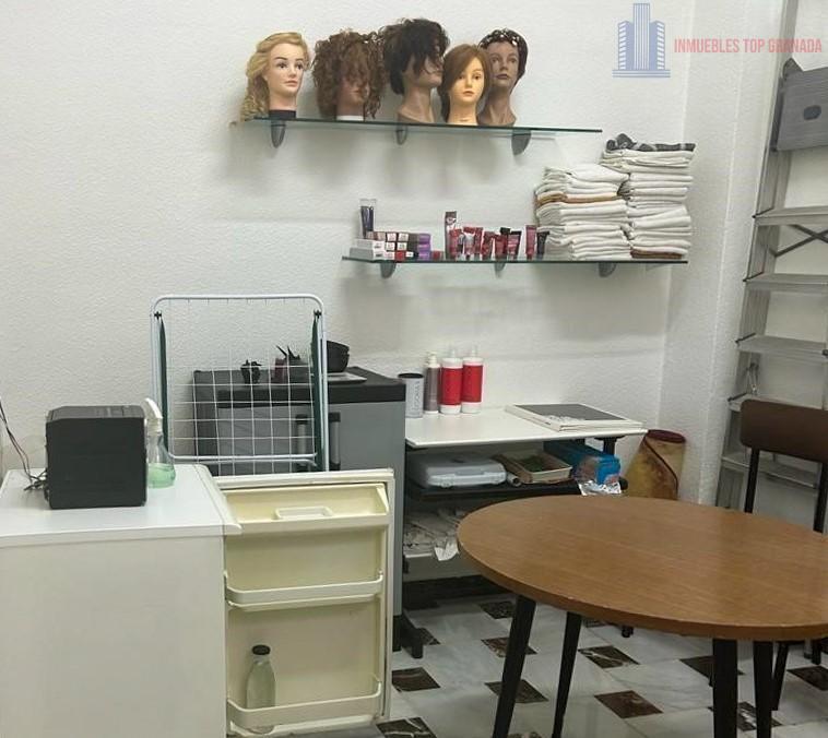 Venta de local en Atarfe