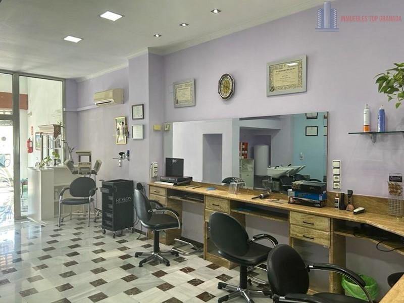 Venta de local en Atarfe