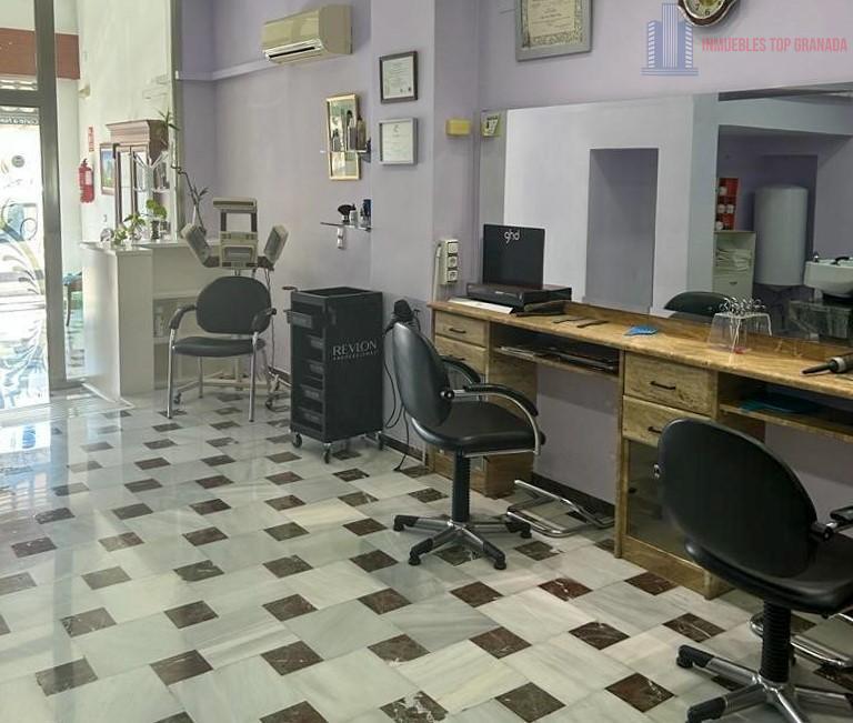 Venta de local en Atarfe
