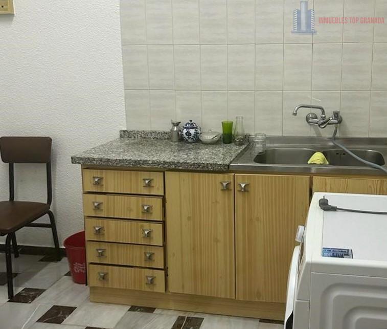 Venta de local en Atarfe
