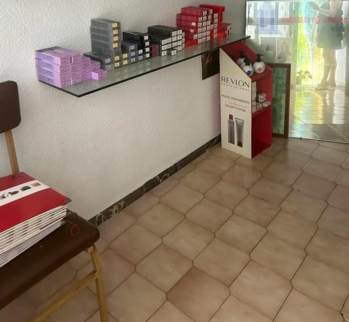 Venta de local en Atarfe