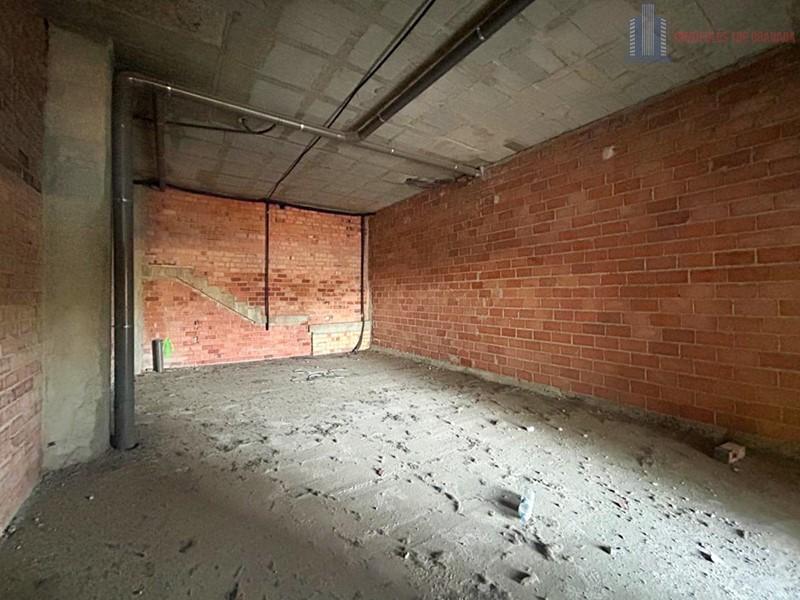 Venta de local en Atarfe