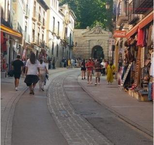 Venta de local en Granada