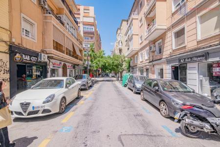 Venta de piso en Granada
