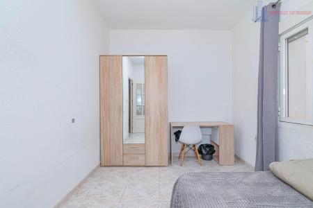 Venta de piso en Granada