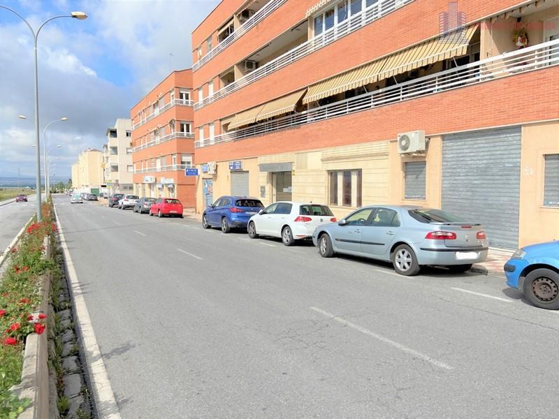 Venta de local en Albolote