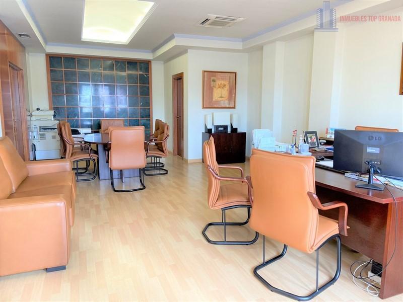 Venta de local en Albolote