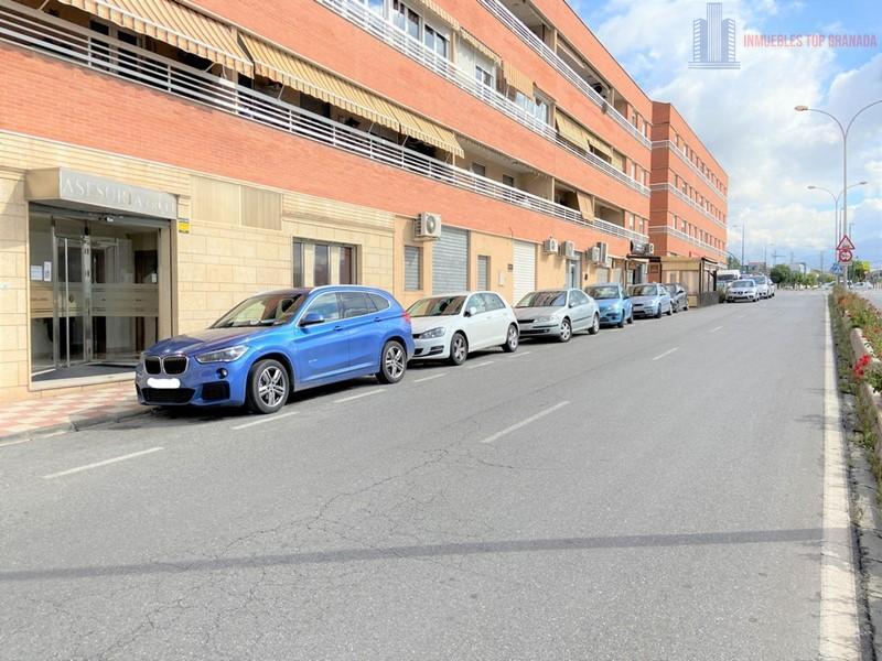 Venta de local en Albolote