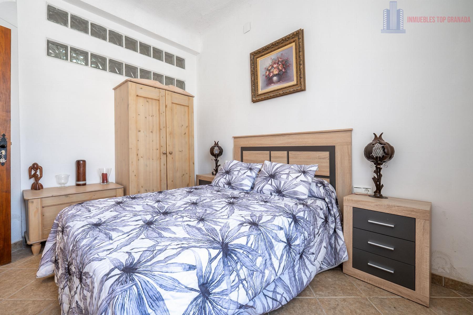 Venta de casa en Cacín