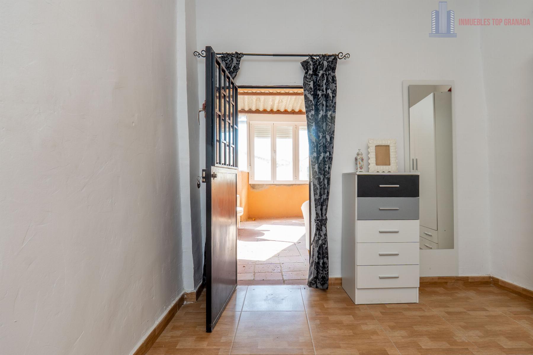 Venta de casa en Cacín