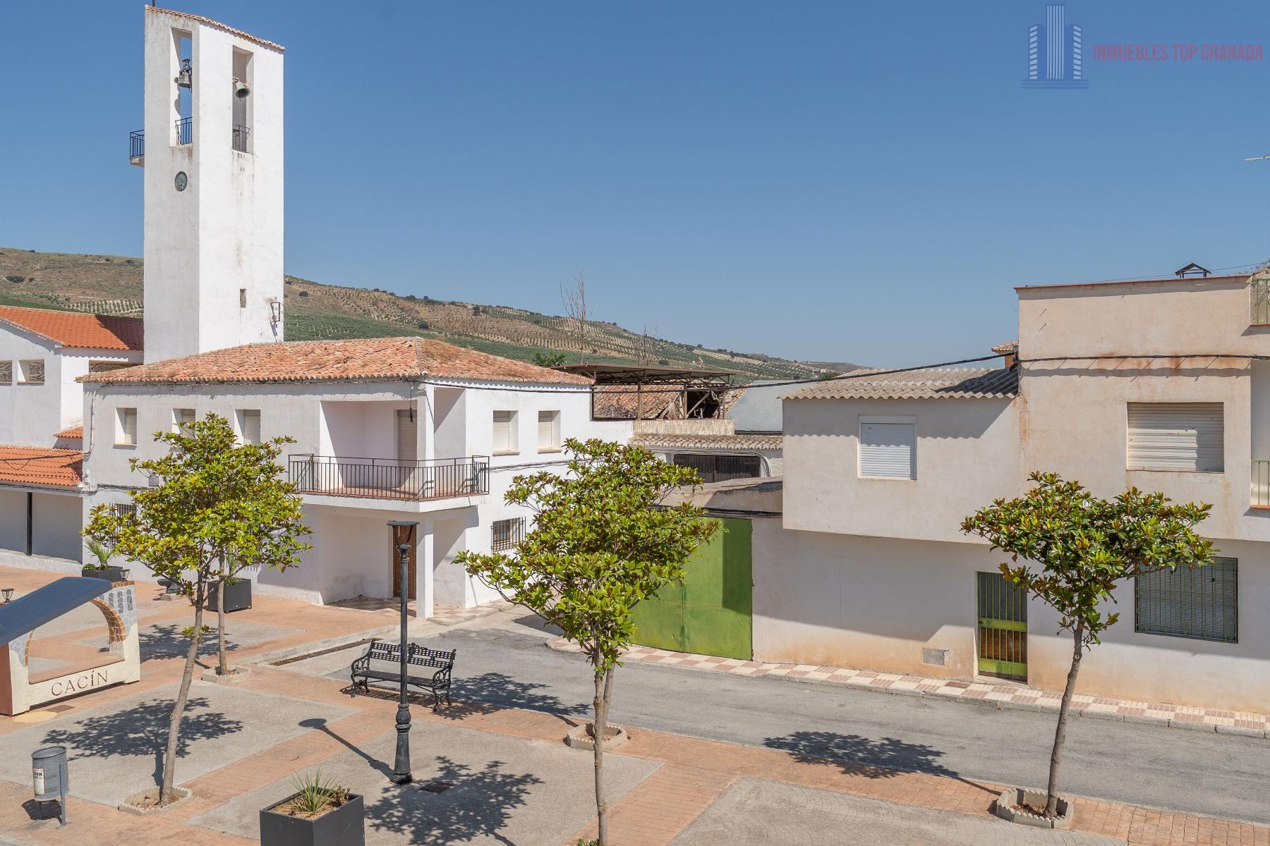 Venta de casa en Cacín