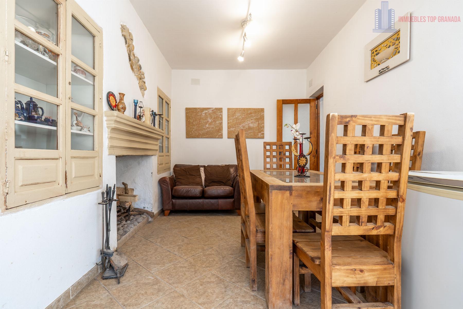 Venta de casa en Cacín