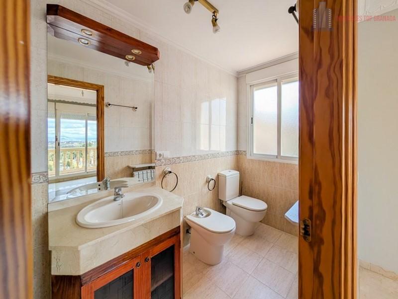 Venta de casa en Cájar