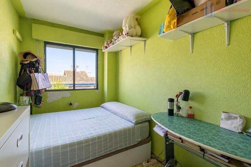 Venta de piso en Granada