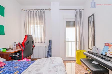 Venta de piso en Granada