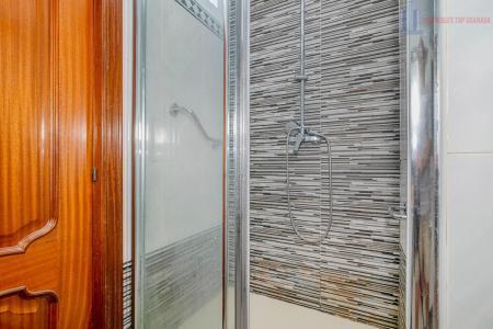Venta de piso en Granada