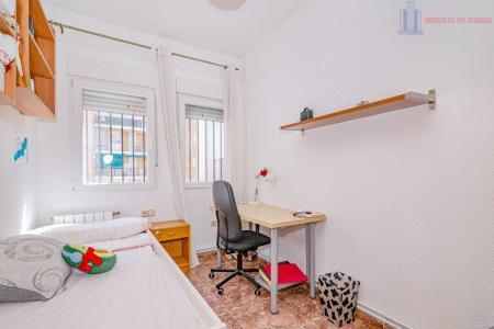 Venta de piso en Granada