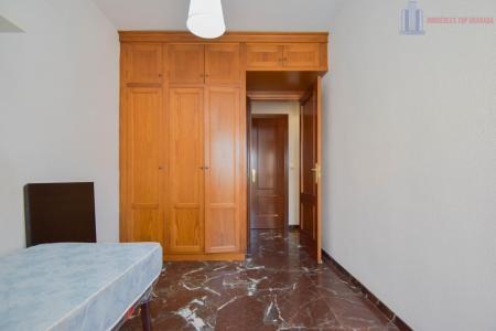 Venta de piso en Granada