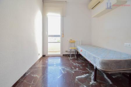 Venta de piso en Granada