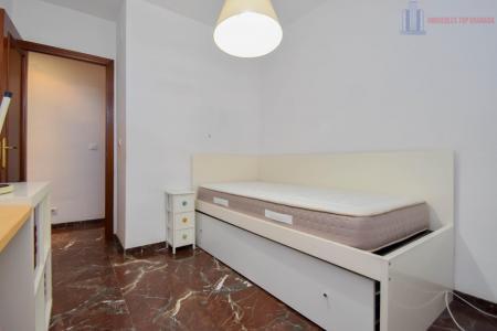 Venta de piso en Granada