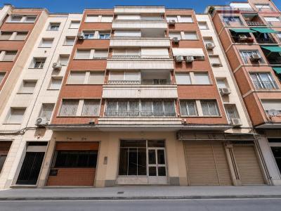 Venta de piso en Granada