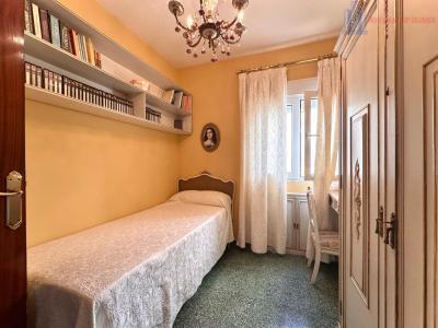 Venta de piso en Granada