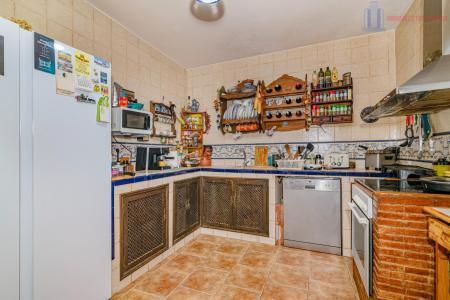 Venta de casa en Güevéjar