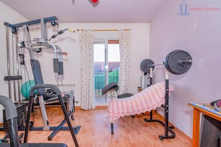 Venta de casa en Güevéjar