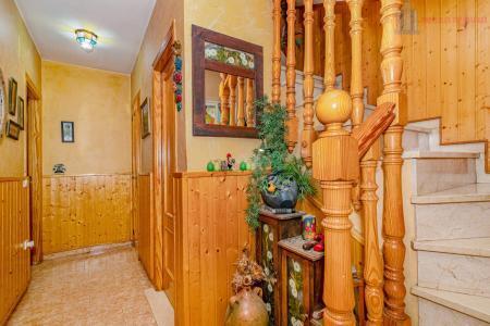Venta de casa en Güevéjar
