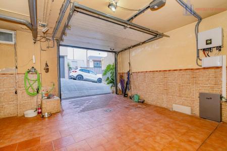 Venta de casa en Güevéjar