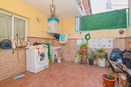 Venta de casa en Güevéjar