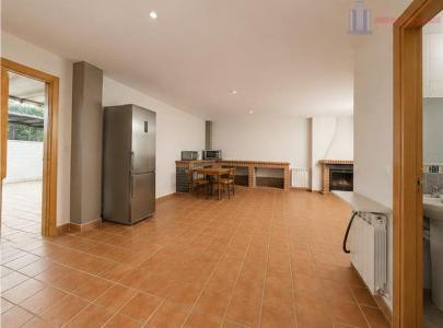 Venta de casa en Híjar