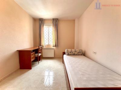 Venta de casa en Huétor Vega