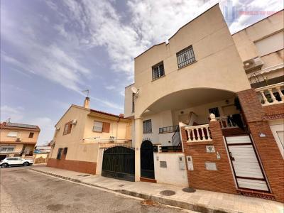 Venta de casa en Huétor Vega