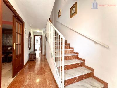 Venta de casa en Huétor Vega