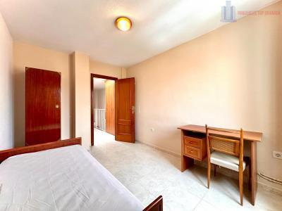 Venta de casa en Huétor Vega