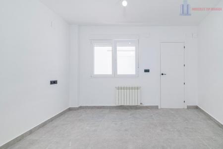 Venta de piso en Cenes de la Vega