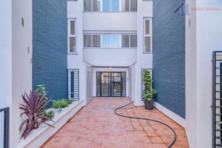 Venta de piso en Cenes de la Vega