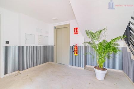 Venta de piso en Cenes de la Vega