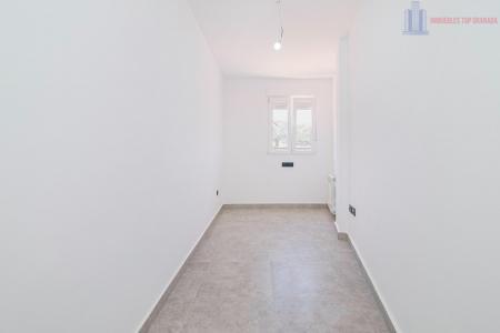 Venta de piso en Cenes de la Vega