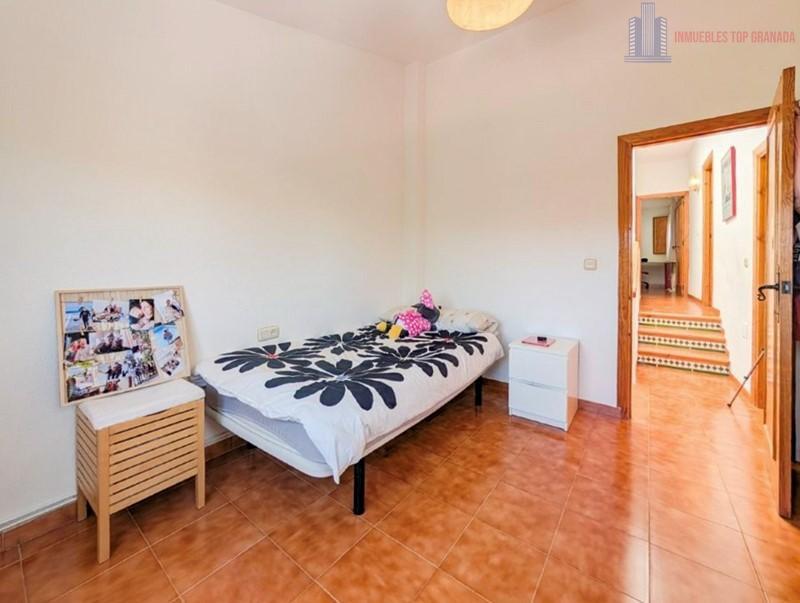 Venta de casa en Pulianas