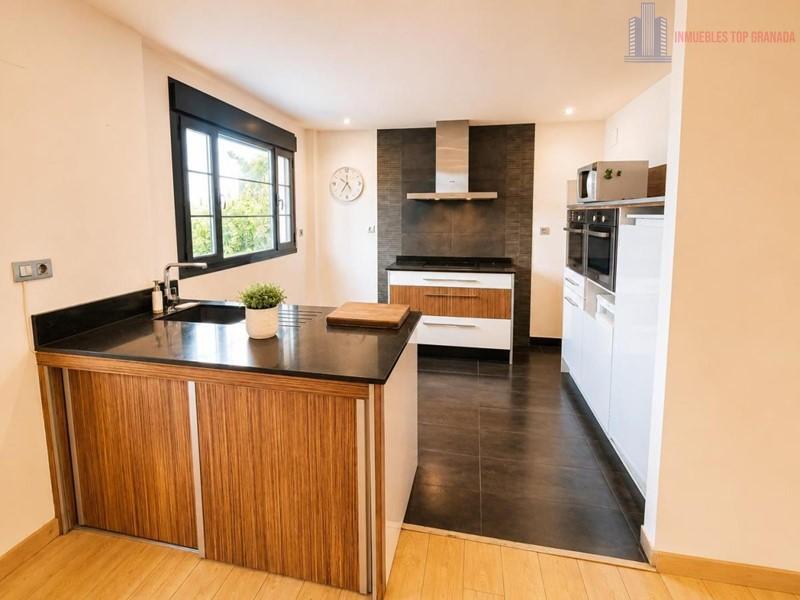 Venta de chalet en Granada
