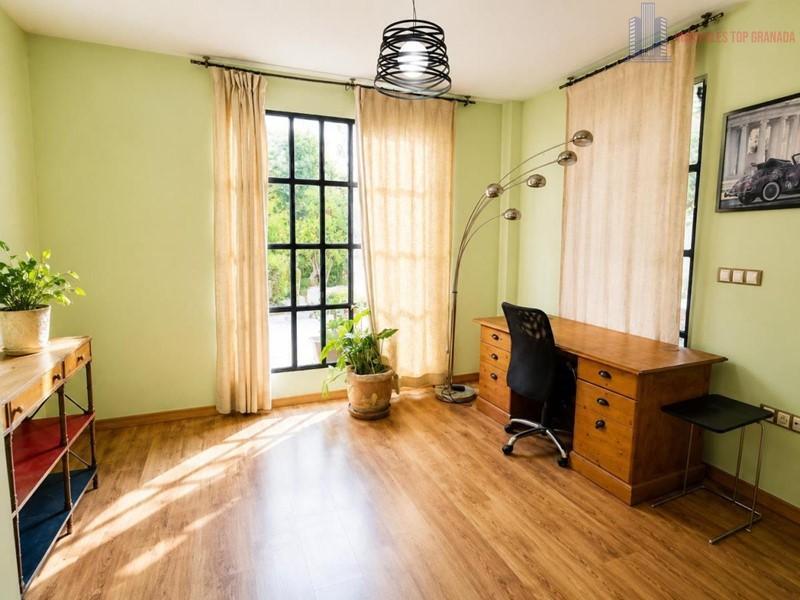 Venta de chalet en Granada